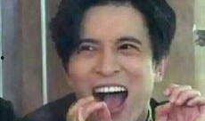 明星黑料合法吗 吃瓜的表情包,合法与否，吃瓜群众表情包背后的真相